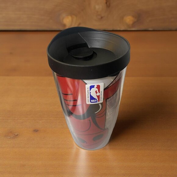 Tervis 16 oz Travel Tumbler – Chicago Bulls | NBA Official Licensed Mug with Lid - Picture 4 of 4